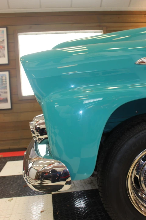 1958 Chevrolet Task Force - Image 29 of 31