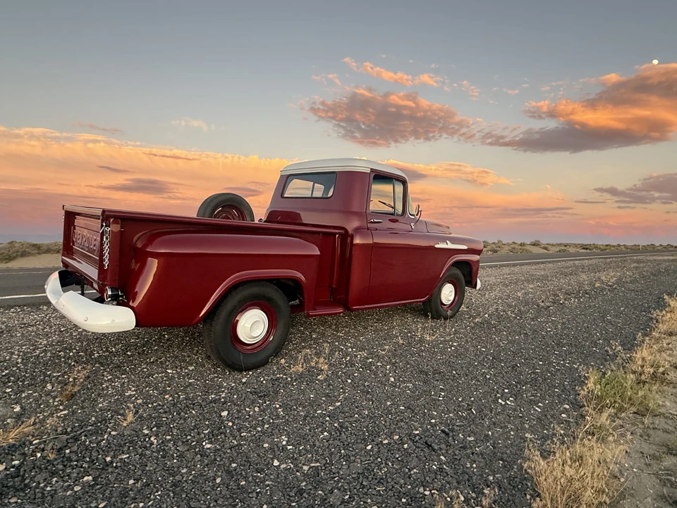 1958 Chevrolet Task Force - Image 16 of 31