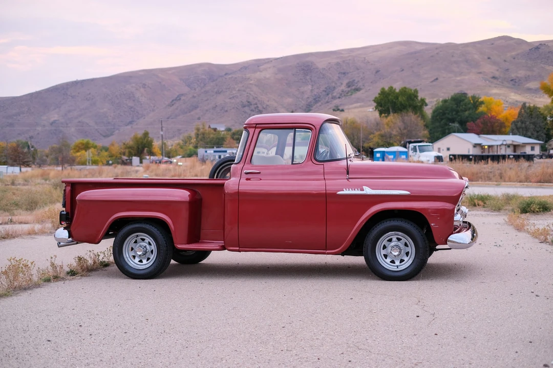 1958 Chevrolet Task Force - Image 24 of 31