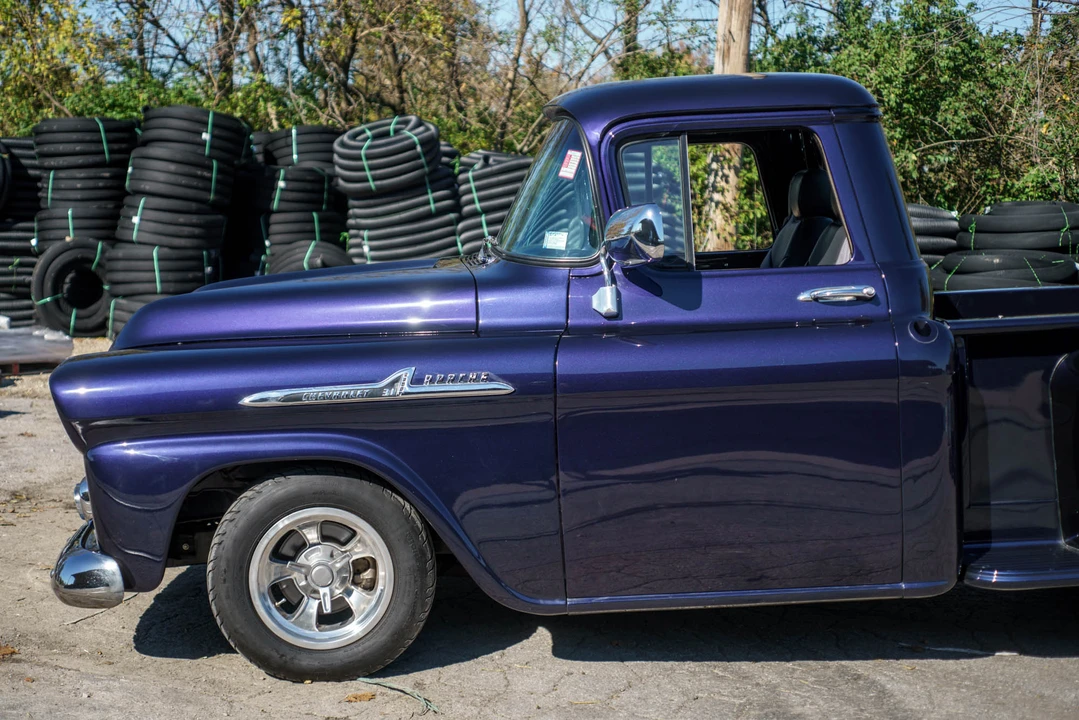 1958 Chevrolet Task Force - Image 18 of 31