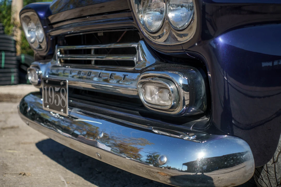 1958 Chevrolet Task Force - Image 25 of 31