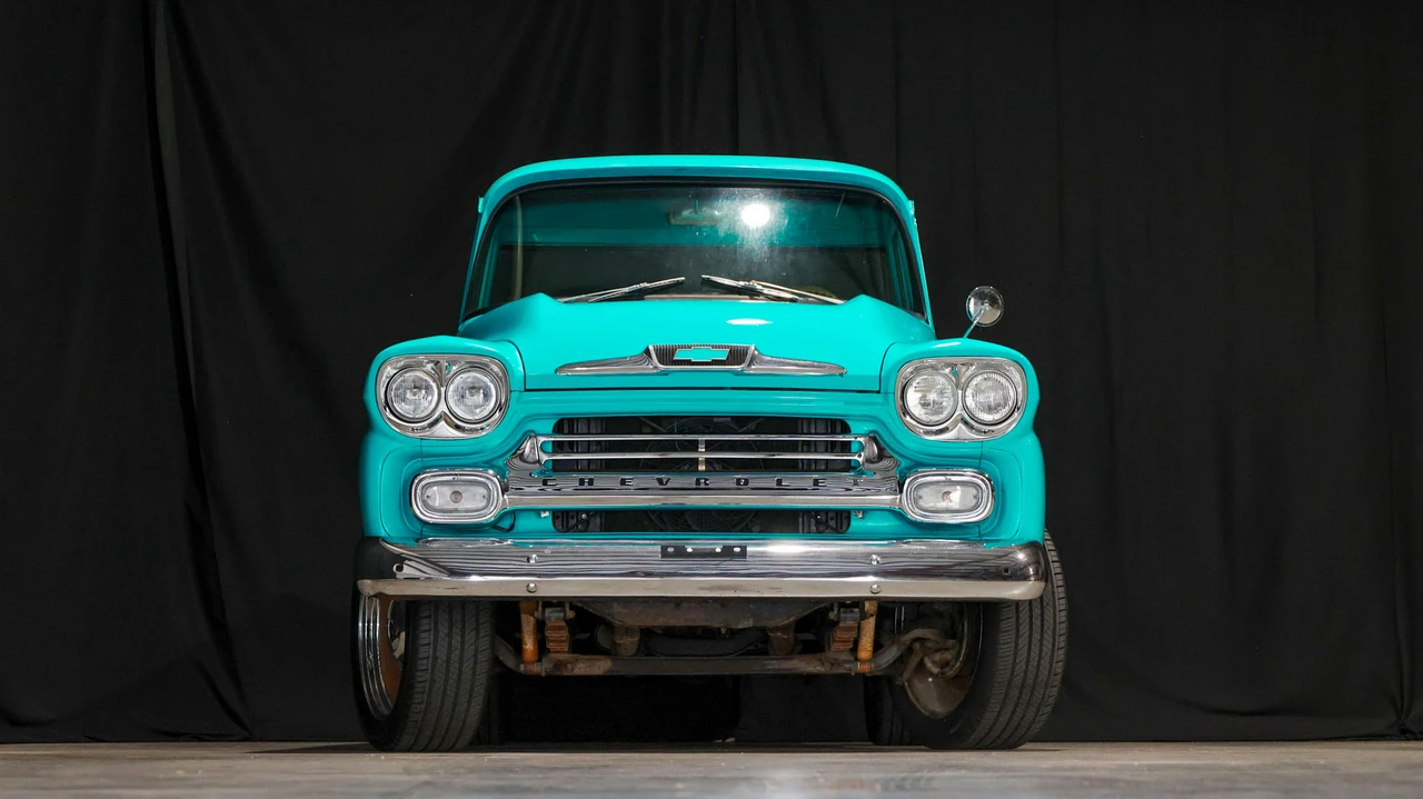 1958 Chevrolet Task Force - Image 6 of 31