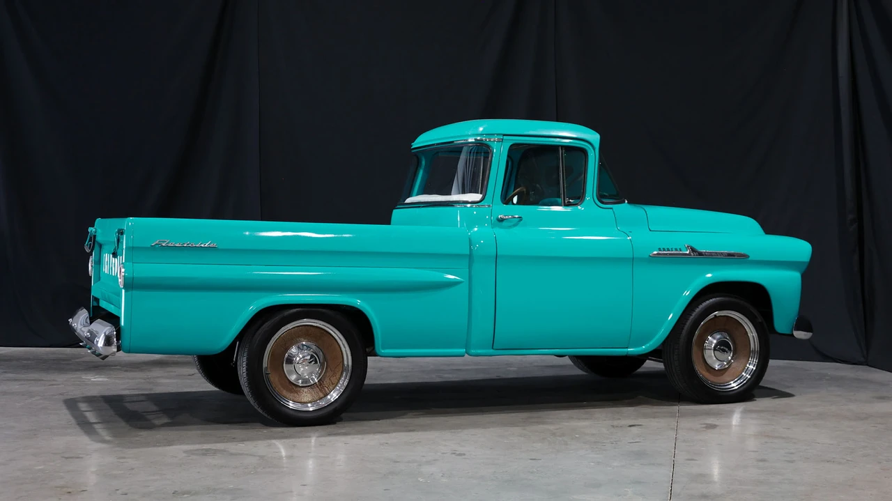 1958 Chevrolet Task Force - Image 5 of 31