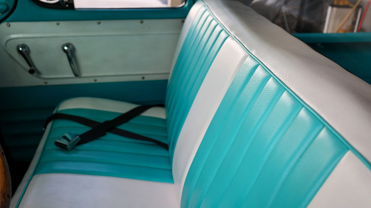 1958 Chevrolet Task Force - Image 30 of 31
