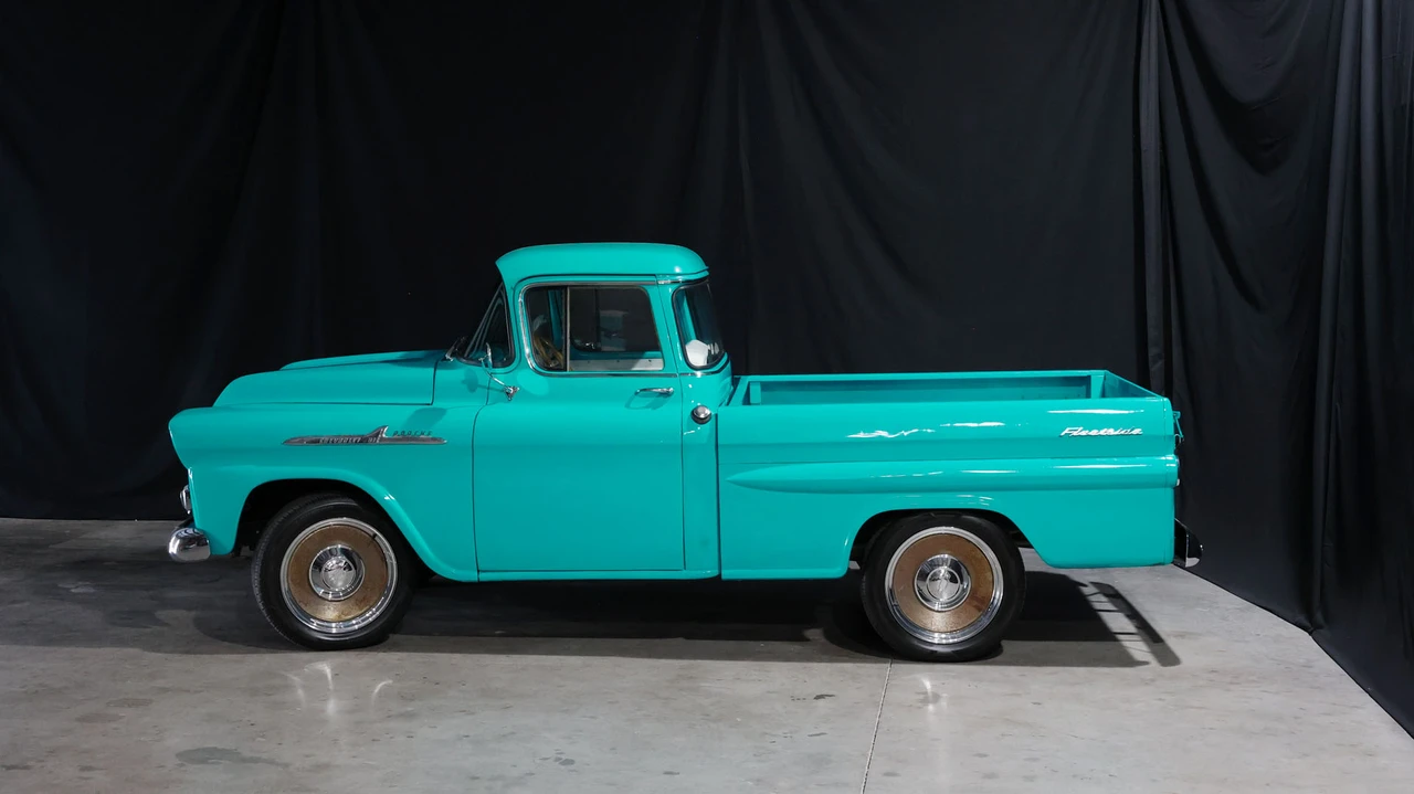 1958 Chevrolet Task Force - Image 4 of 31