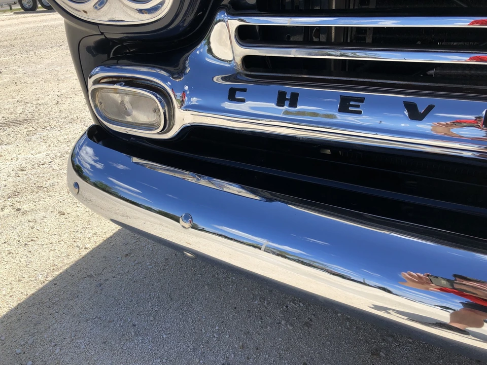 1959 Chevrolet Task Force - Image 29 of 31
