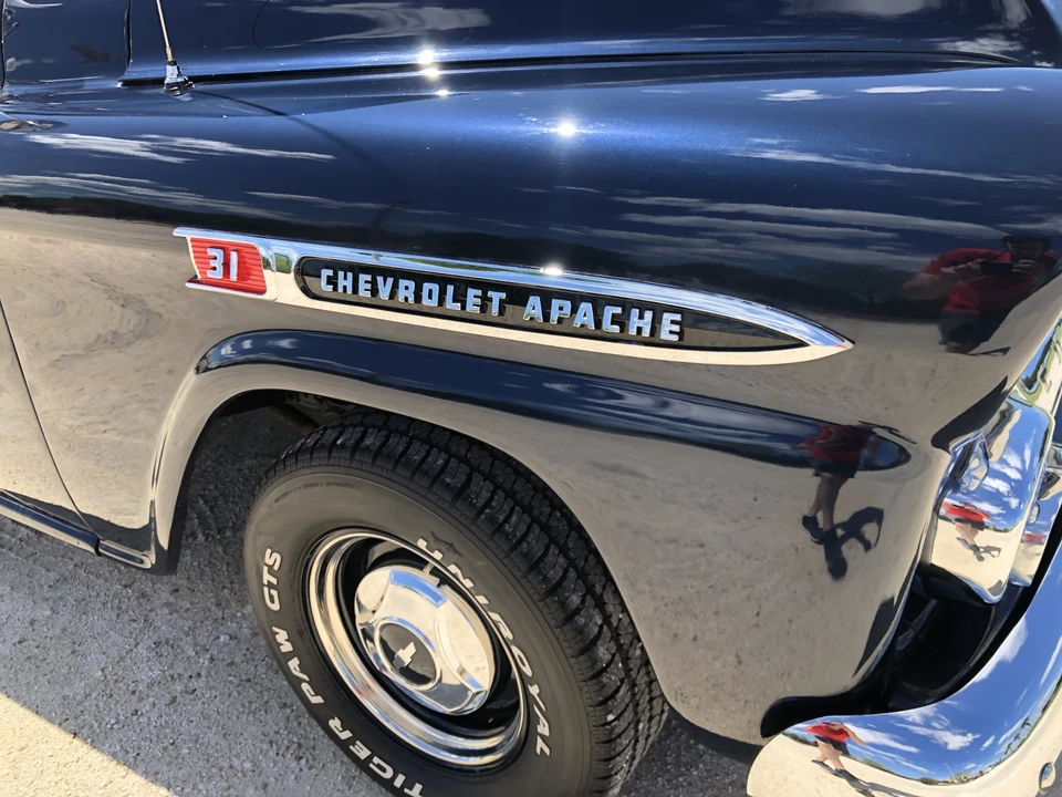 1959 Chevrolet Task Force - Image 22 of 31