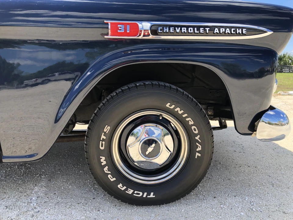 1959 Chevrolet Task Force - Image 21 of 31