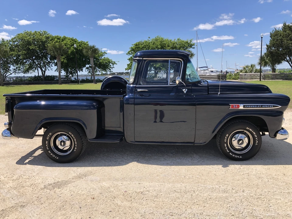 1959 Chevrolet Task Force - Image 3 of 31