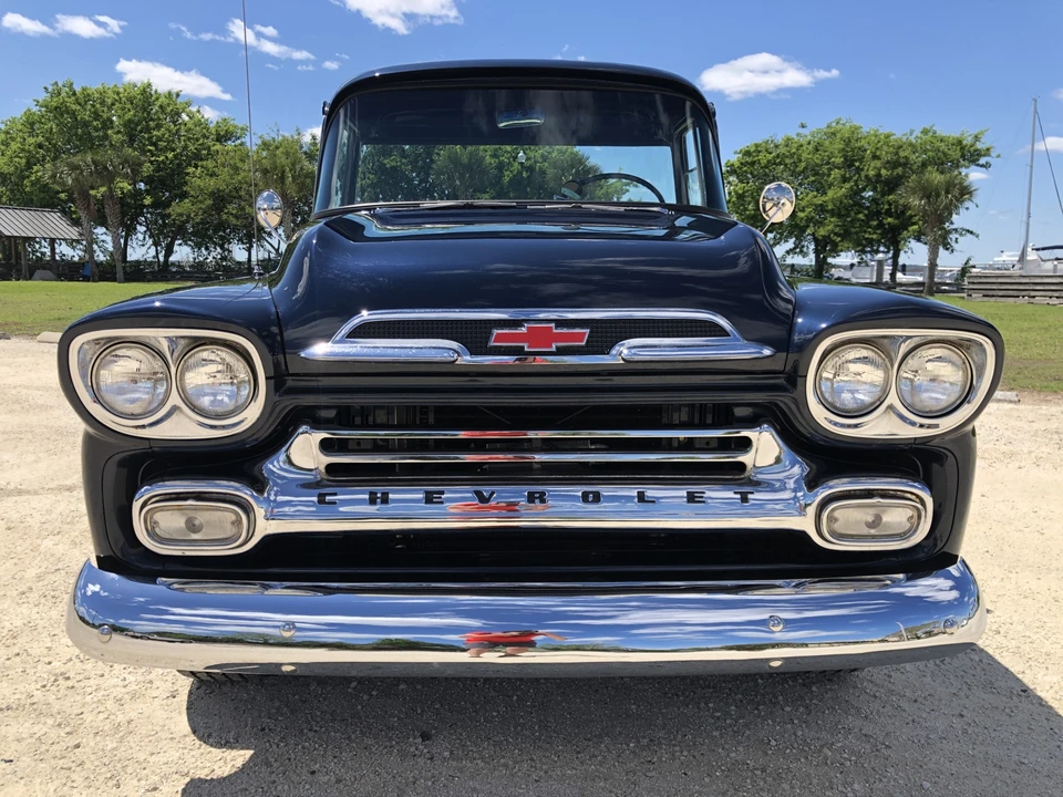1959 Chevrolet Task Force - Image 10 of 31