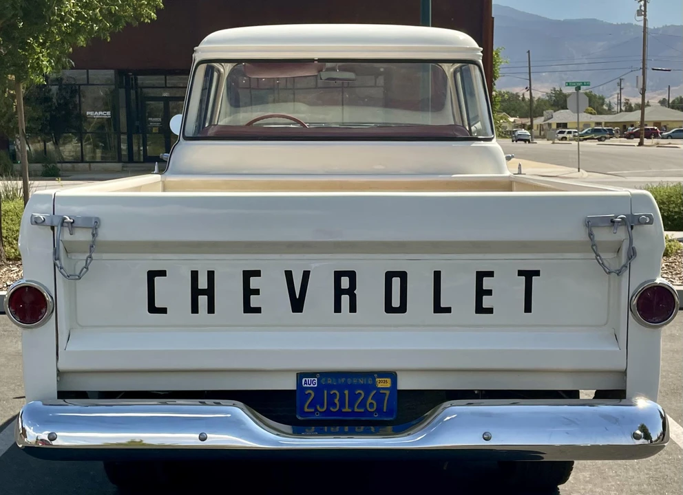 1959 Chevrolet Task Force - Image 21 of 31