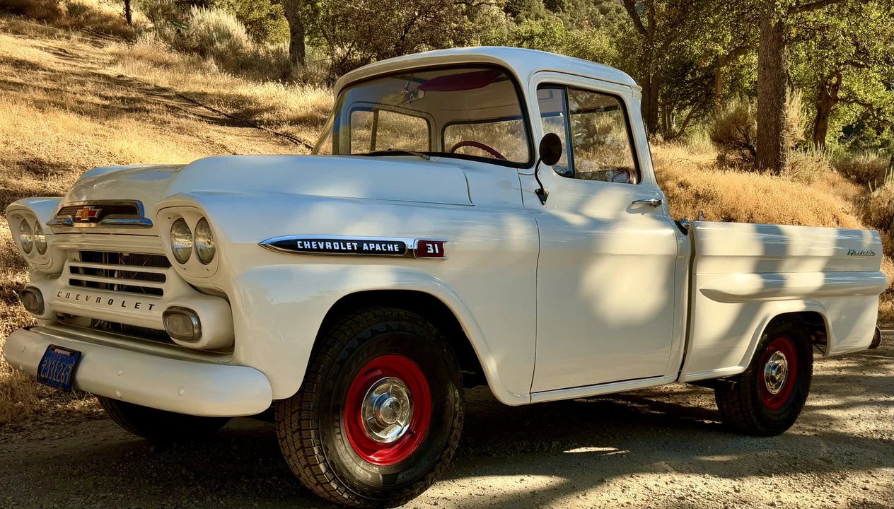 1959 Chevrolet Task Force - Image 2 of 31
