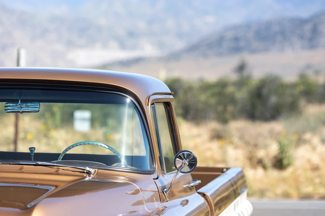 1959 Chevrolet Task Force - Image 21 of 31