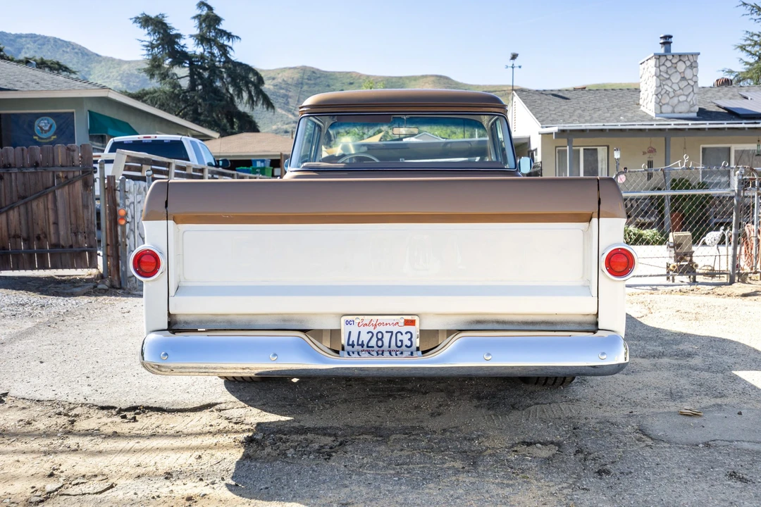 1959 Chevrolet Task Force - Image 6 of 31