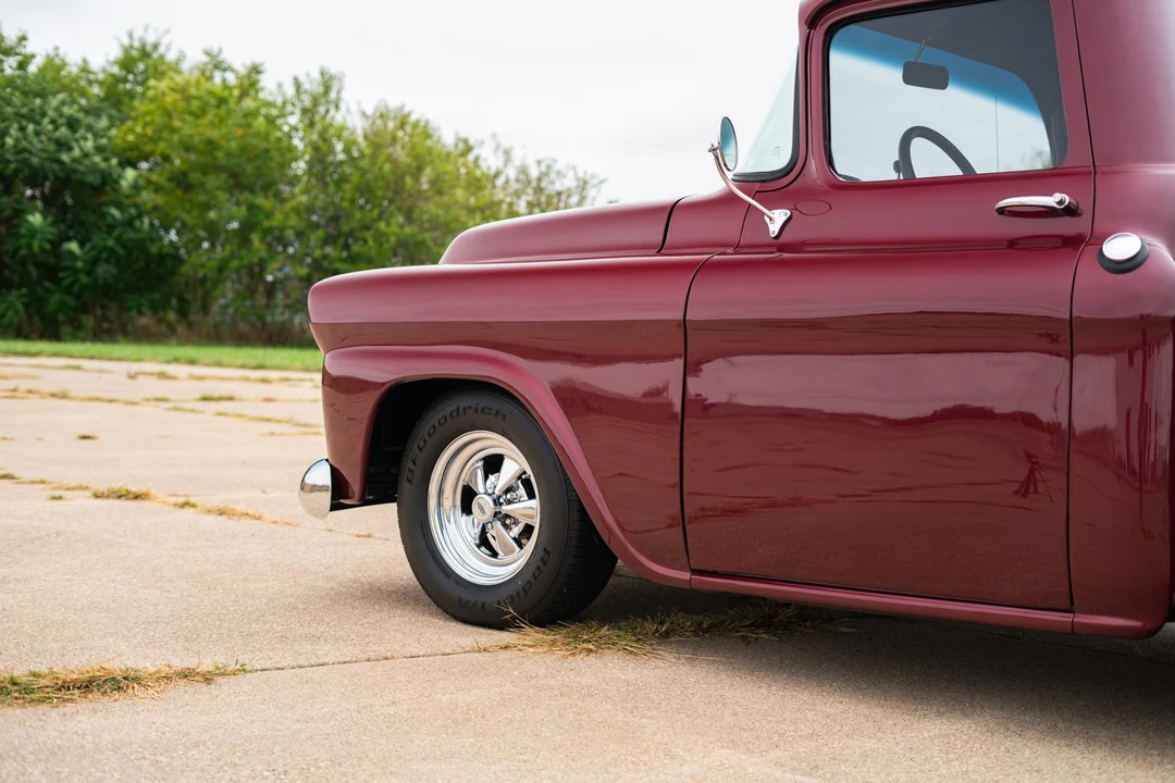 1959 Chevrolet Task Force - Image 14 of 31