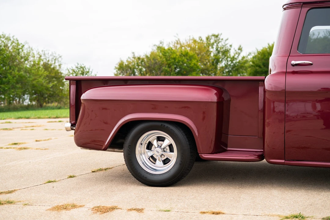 1959 Chevrolet Task Force - Image 17 of 31