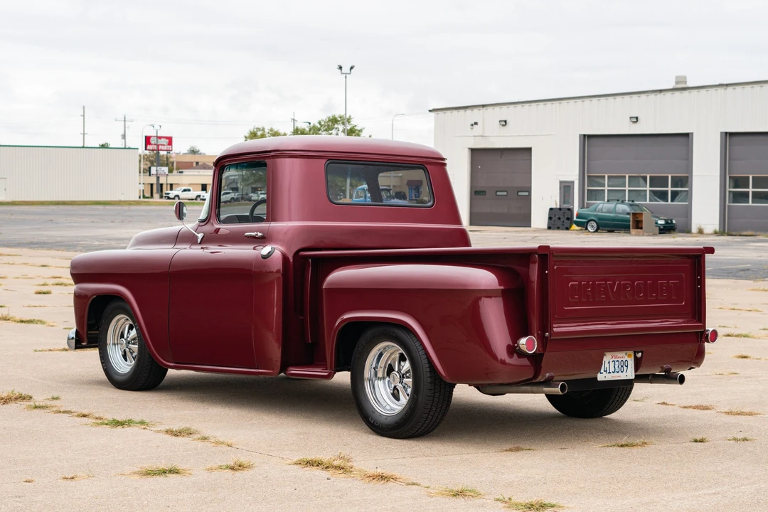 1959 Chevrolet Task Force - Image 7 of 31