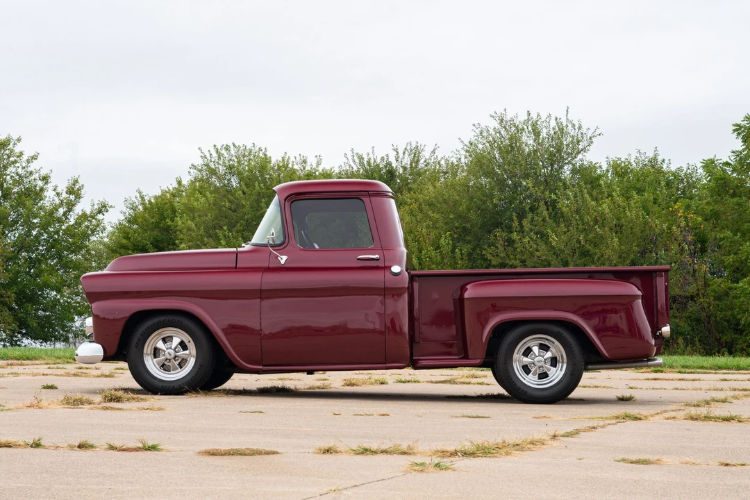 1959 Chevrolet Task Force - Image 8 of 31