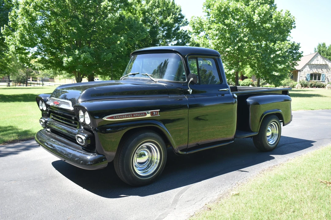 1959 Chevrolet Task Force - Image 4 of 31