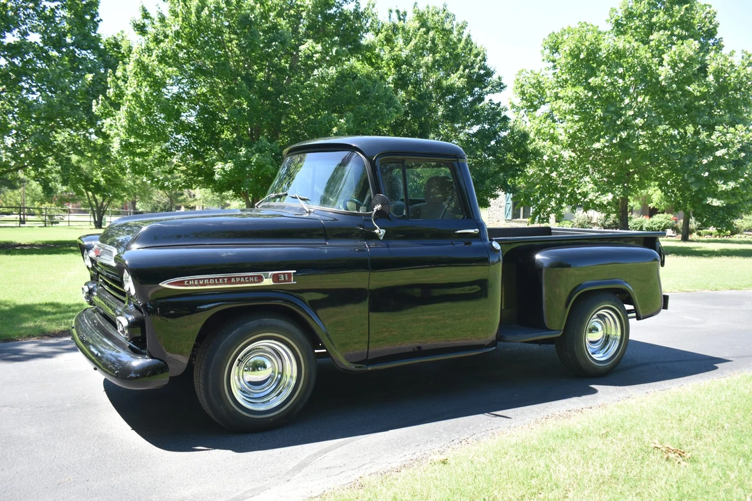 1959 Chevrolet Task Force - Image 6 of 31
