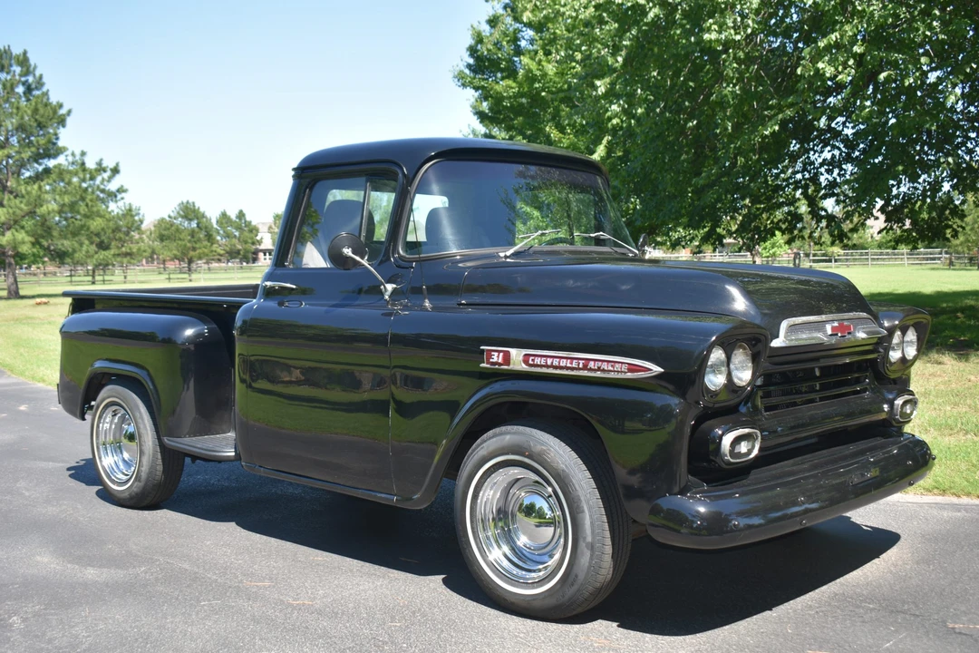 1959 Chevrolet Task Force - Image 27 of 31