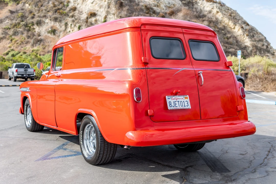 1959 Chevrolet Task Force - Image 22 of 31