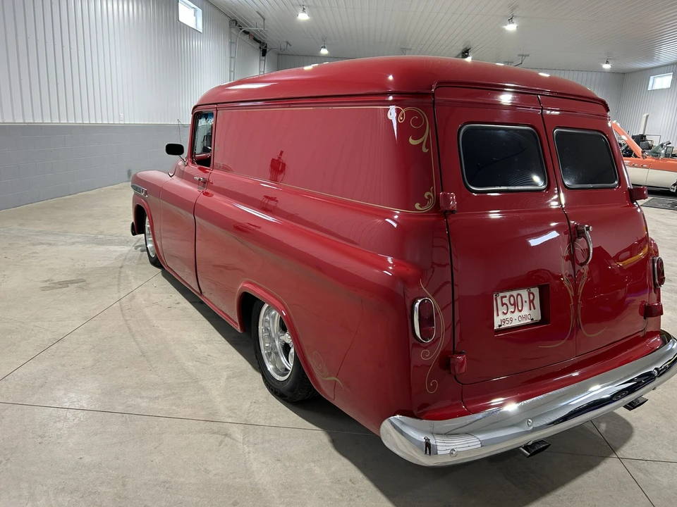 1959 Chevrolet Task Force - Image 7 of 30