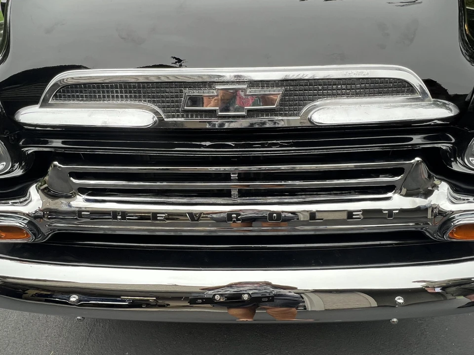 1959 Chevrolet Task Force - Image 25 of 31
