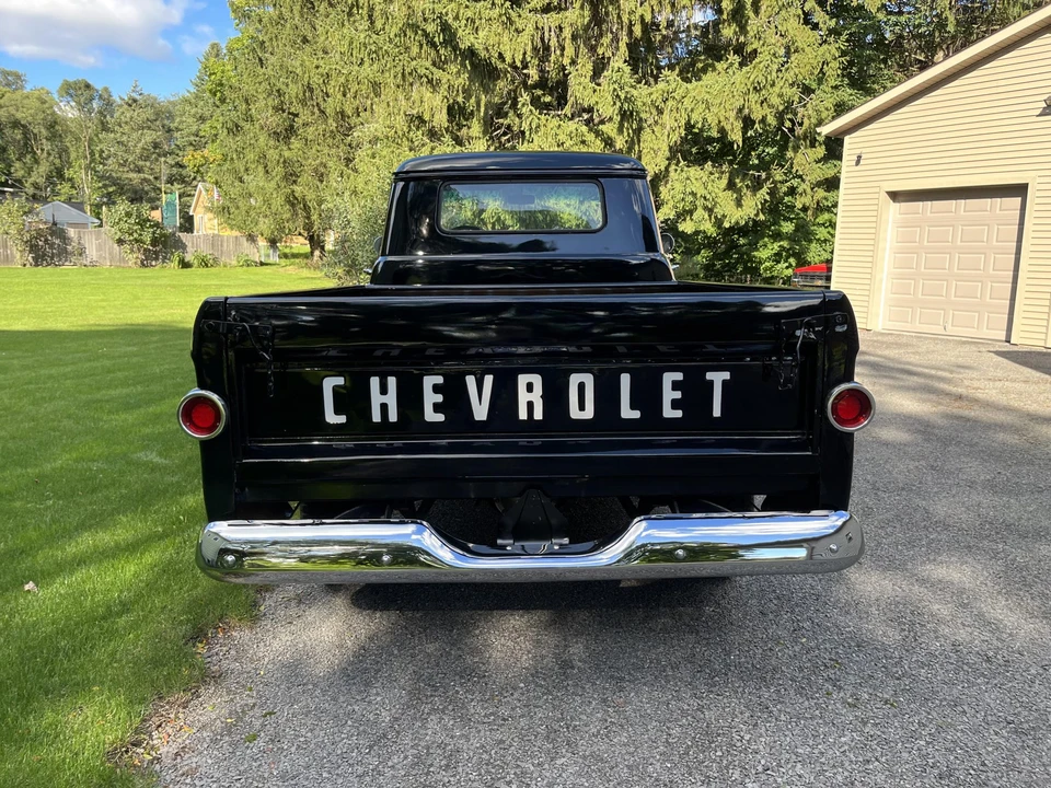 1959 Chevrolet Task Force - Image 9 of 31