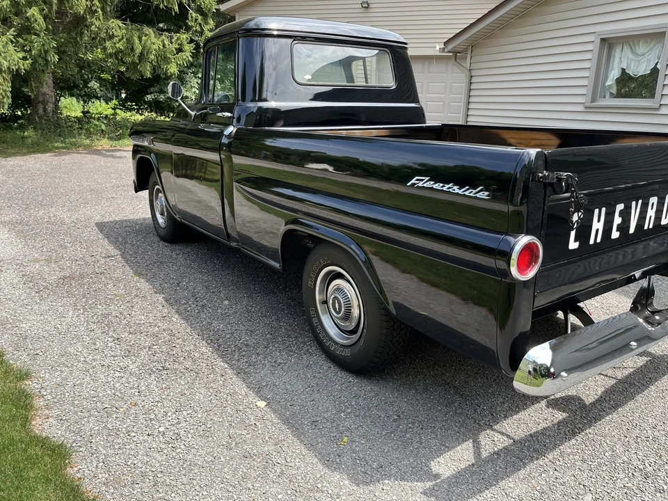 1959 Chevrolet Task Force - Image 16 of 31