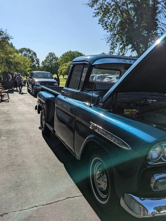 1959 Chevrolet Task Force - Image 15 of 31