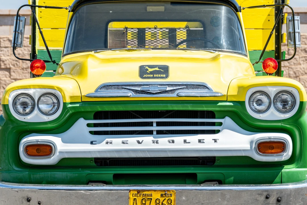 1959 Chevrolet Task Force - Image 30 of 31