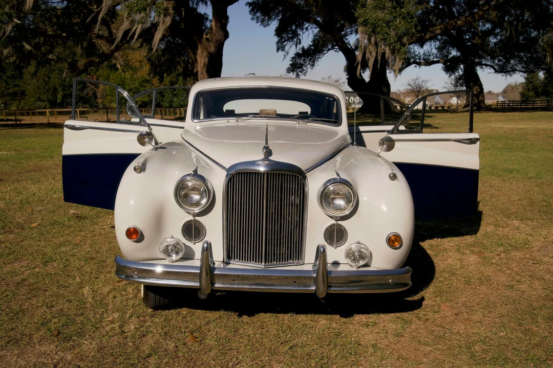 1959 Jaguar Mark VII & VIII & IX - Image 17 of 31