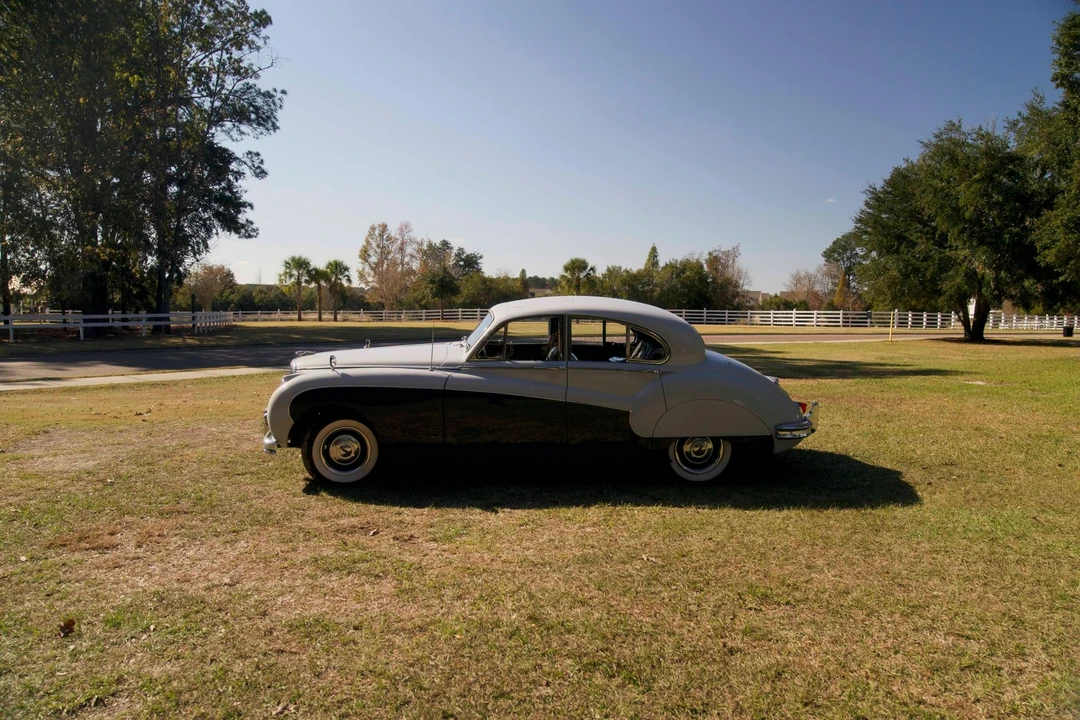 1959 Jaguar Mark VII & VIII & IX - Image 4 of 31