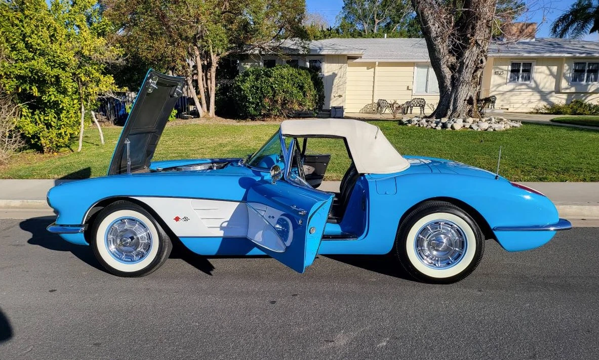 1960 Chevrolet Corvette C1 - Image 30 of 31