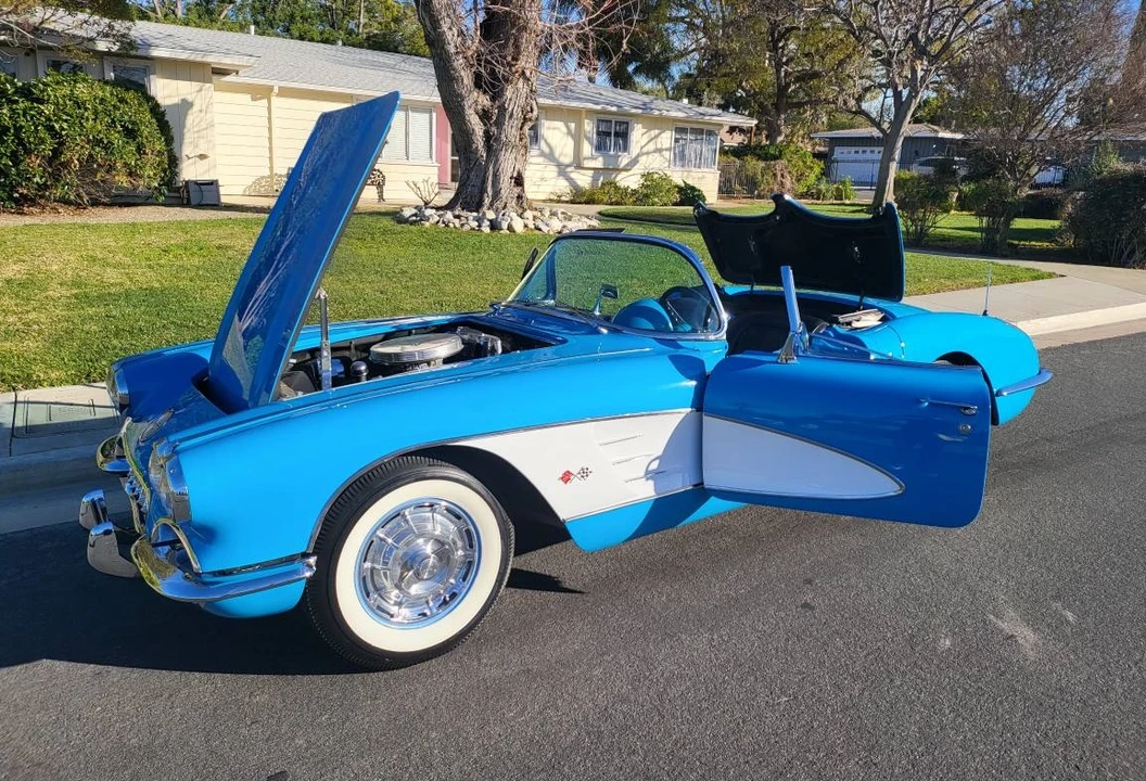 1960 Chevrolet Corvette C1 - Image 31 of 31
