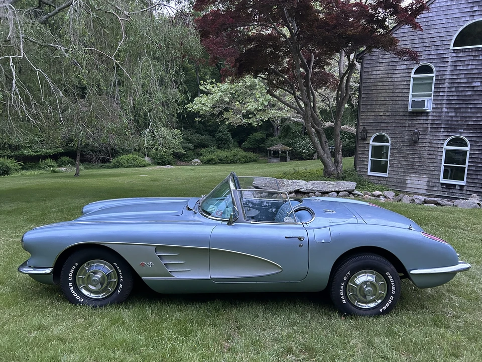 1960 Chevrolet Corvette C1 - Image 6 of 31