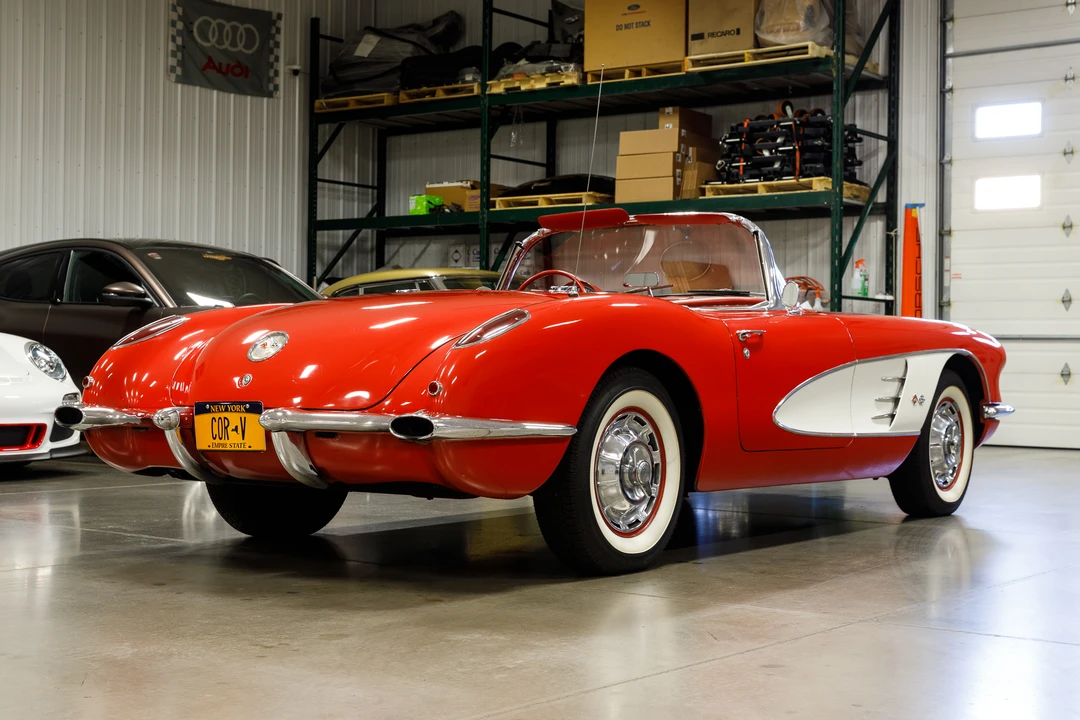 1960 Chevrolet Corvette C1 - Image 14 of 31