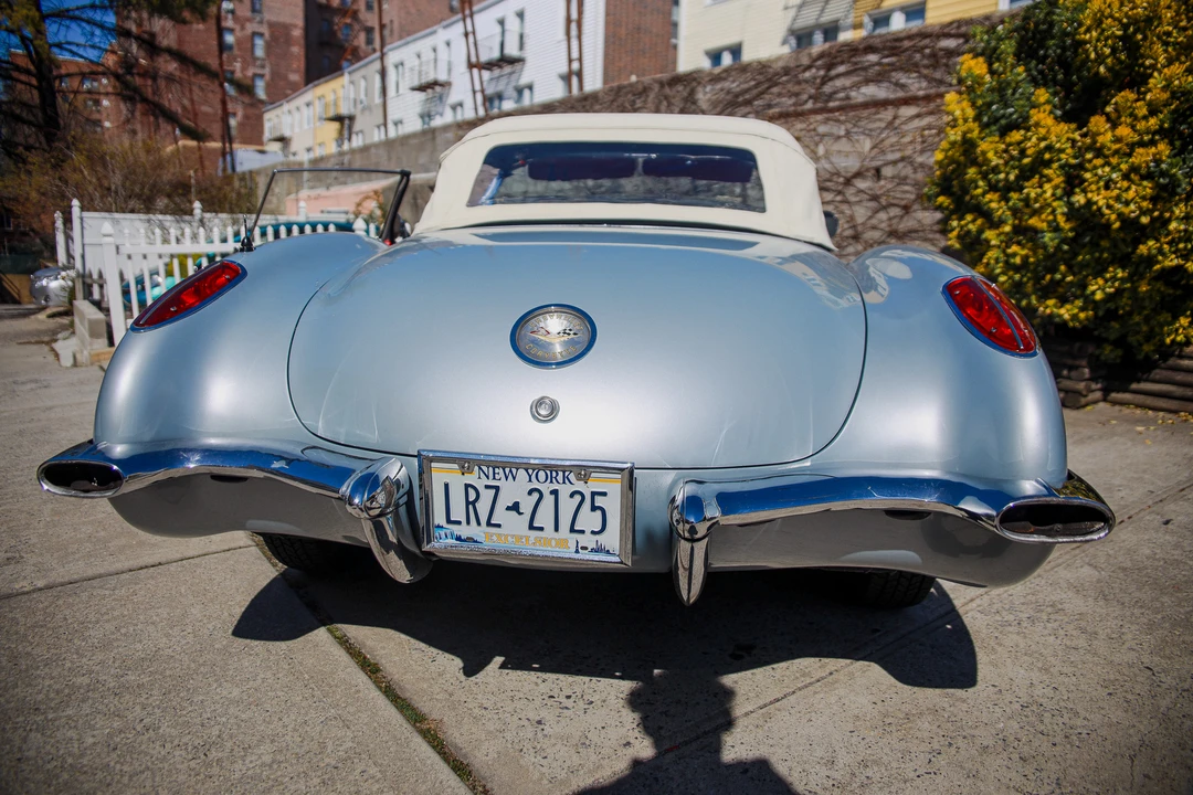 1960 Chevrolet Corvette C1 - Image 18 of 31