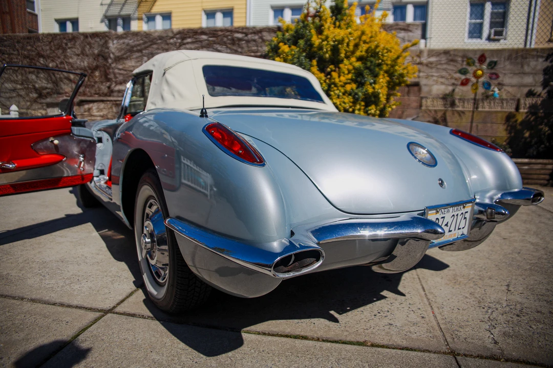 1960 Chevrolet Corvette C1 - Image 25 of 31