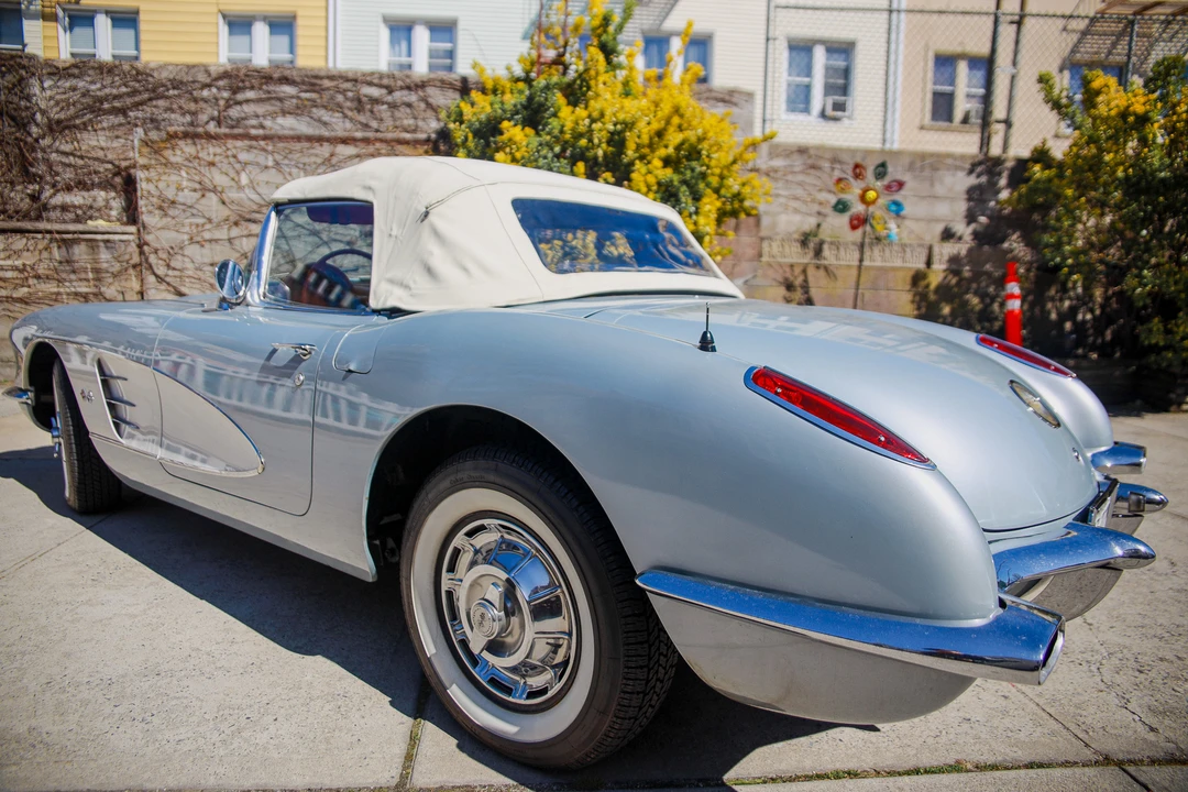 1960 Chevrolet Corvette C1 - Image 26 of 31