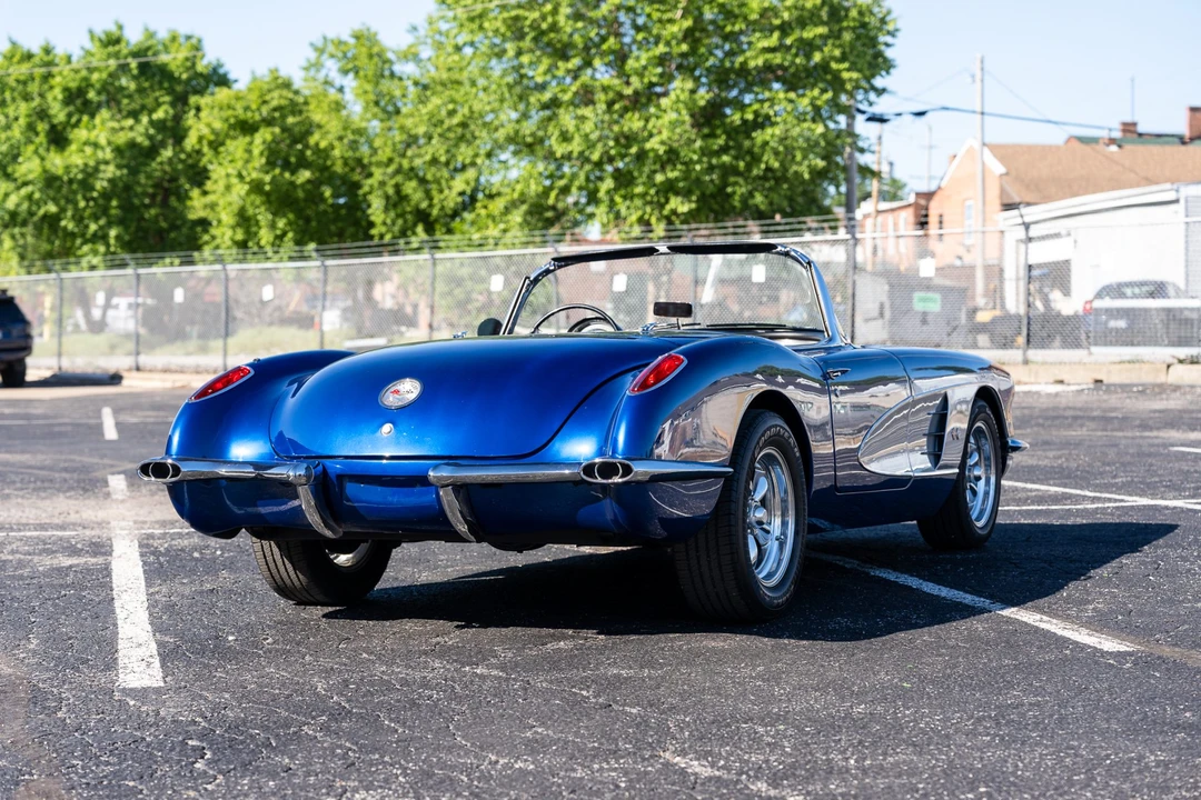 1960 Chevrolet Corvette C1 - Image 28 of 31