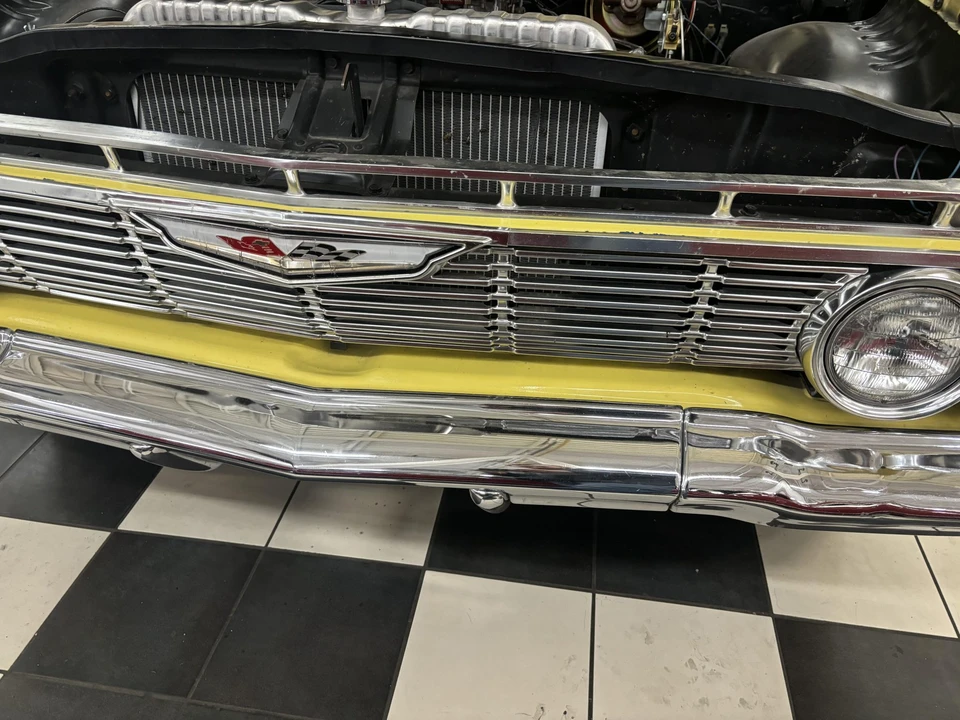 1961 Chevrolet Biscayne - Image 16 of 31
