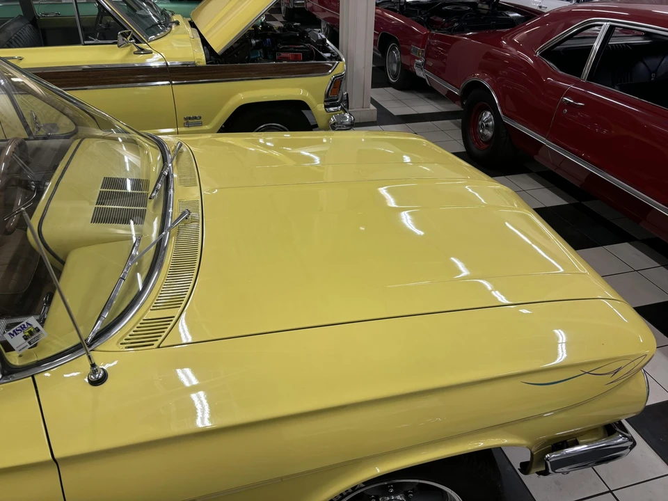 1961 Chevrolet Biscayne - Image 25 of 31