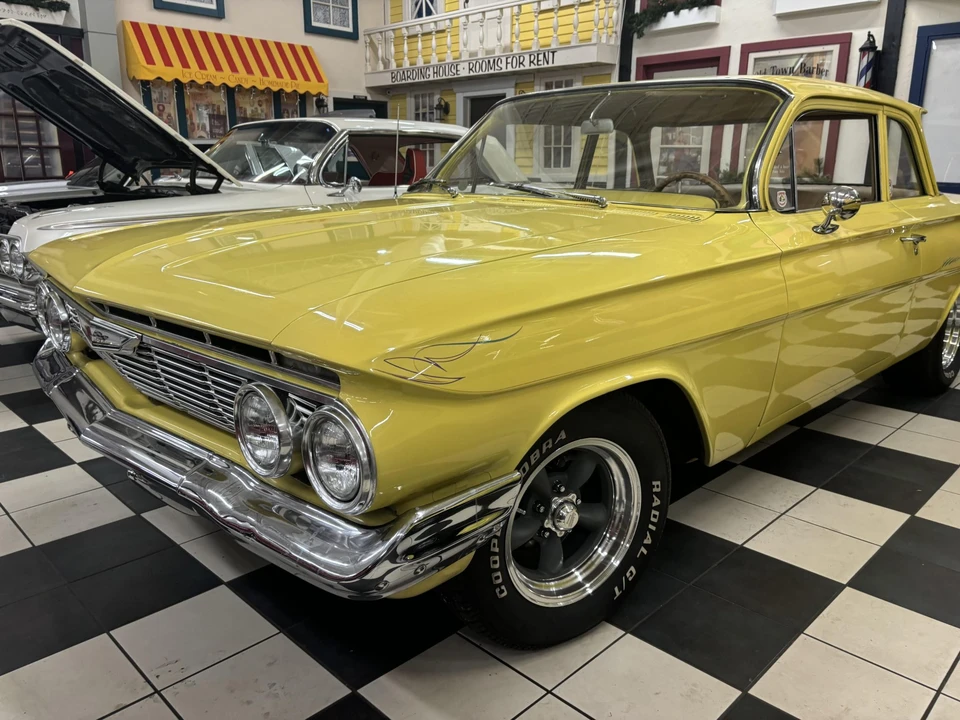 1961 Chevrolet Biscayne - Image 15 of 31