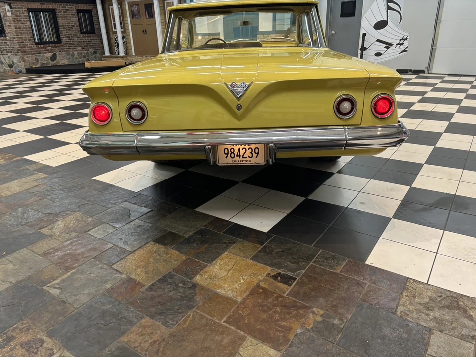 1961 Chevrolet Biscayne - Image 12 of 31