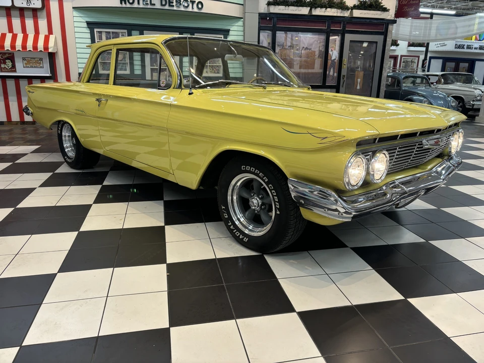 1961 Chevrolet Biscayne - Image 8 of 31