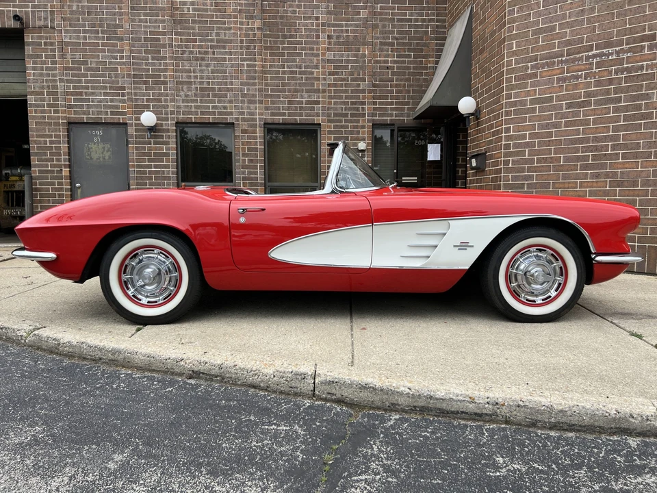 1961 Chevrolet Corvette C1 - Image 23 of 31