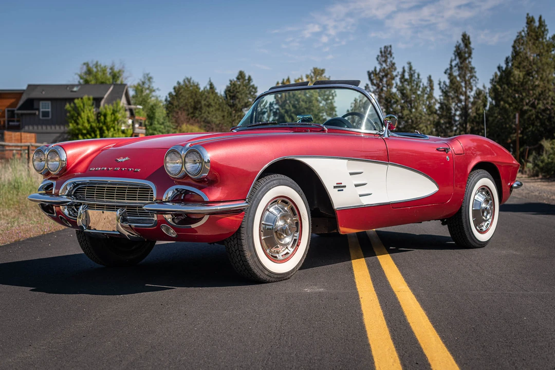 1961 Chevrolet Corvette C1 - Image 14 of 31