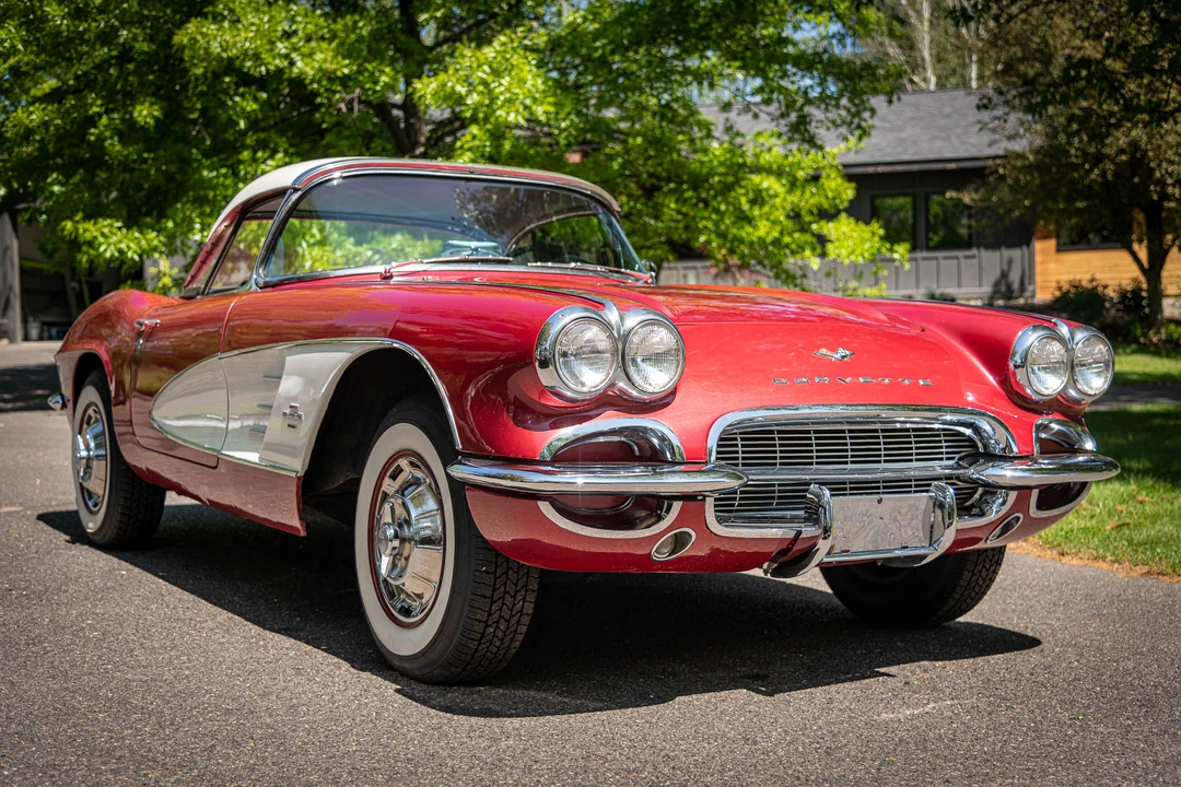 1961 Chevrolet Corvette C1 - Image 10 of 31